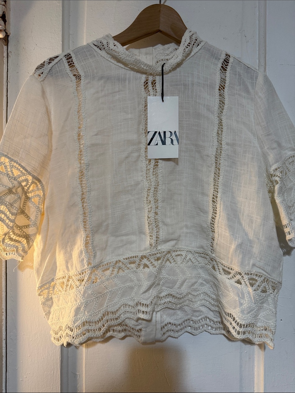Zara Cream Lace-Detail Cropped Boho Blouse